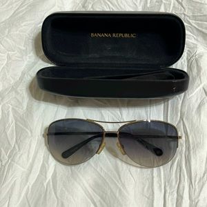 Banana Republic aviator sunglasses